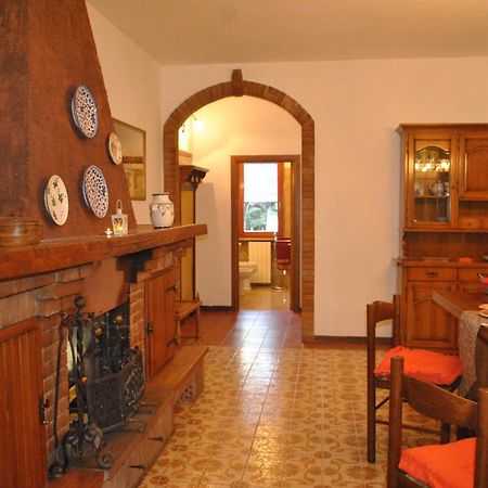 Agriturismo La Nicchia Кастелнуово Берарденга Екстериор снимка