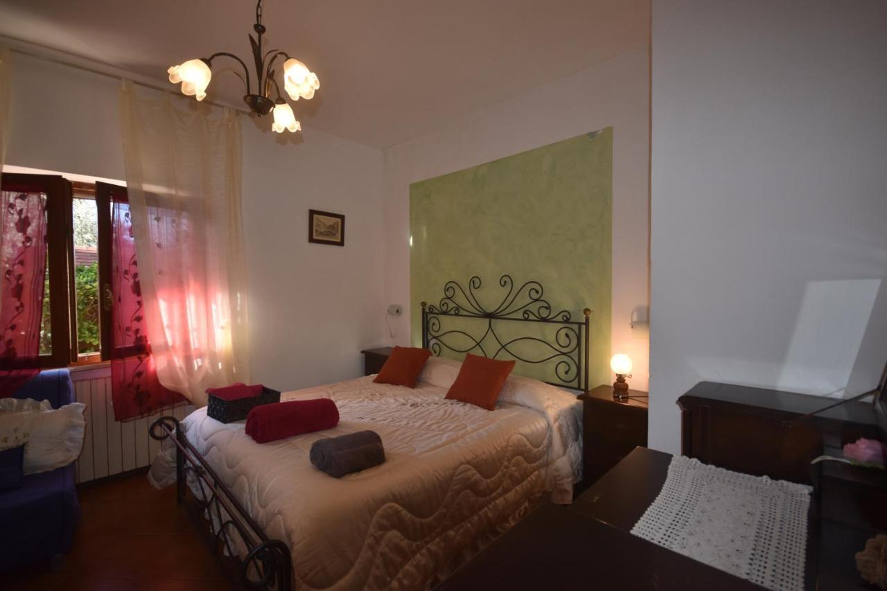 Agriturismo La Nicchia Кастелнуово Берарденга Екстериор снимка