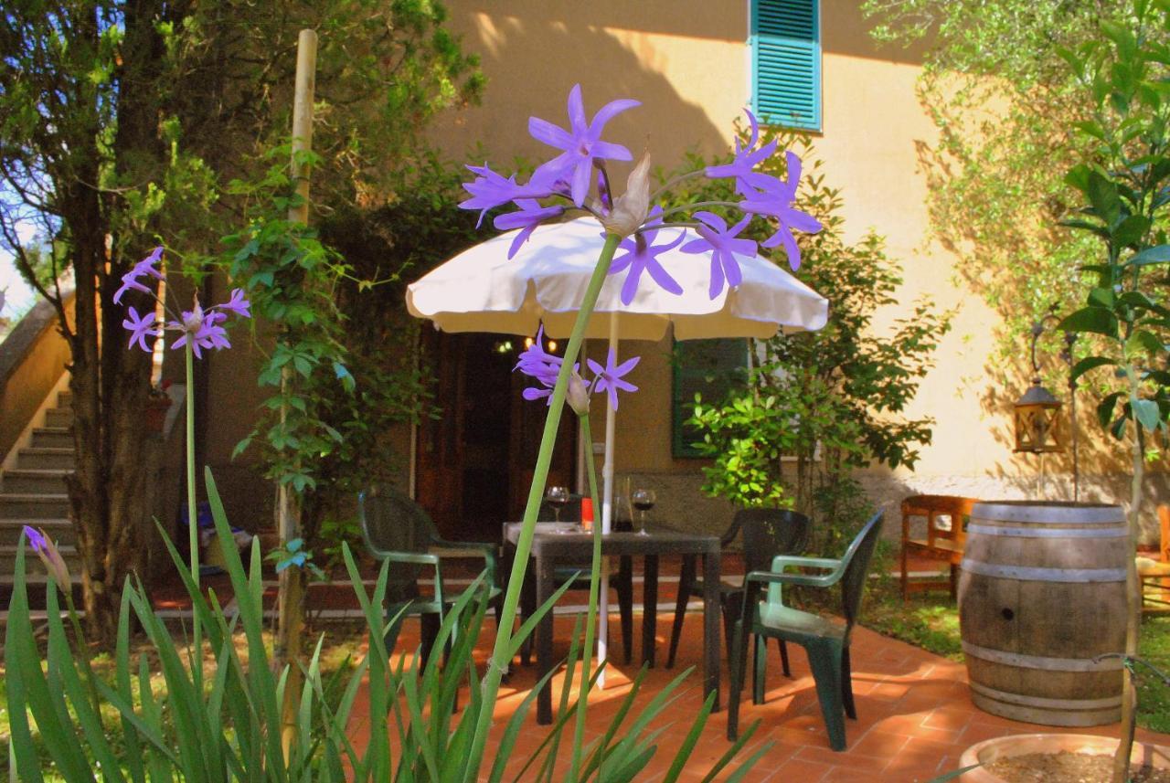 Agriturismo La Nicchia Кастелнуово Берарденга Екстериор снимка