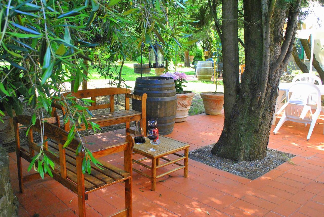 Agriturismo La Nicchia Кастелнуово Берарденга Екстериор снимка