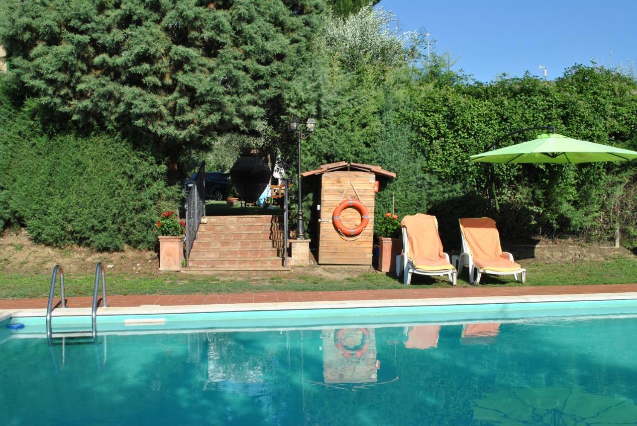 Agriturismo La Nicchia Кастелнуово Берарденга Екстериор снимка