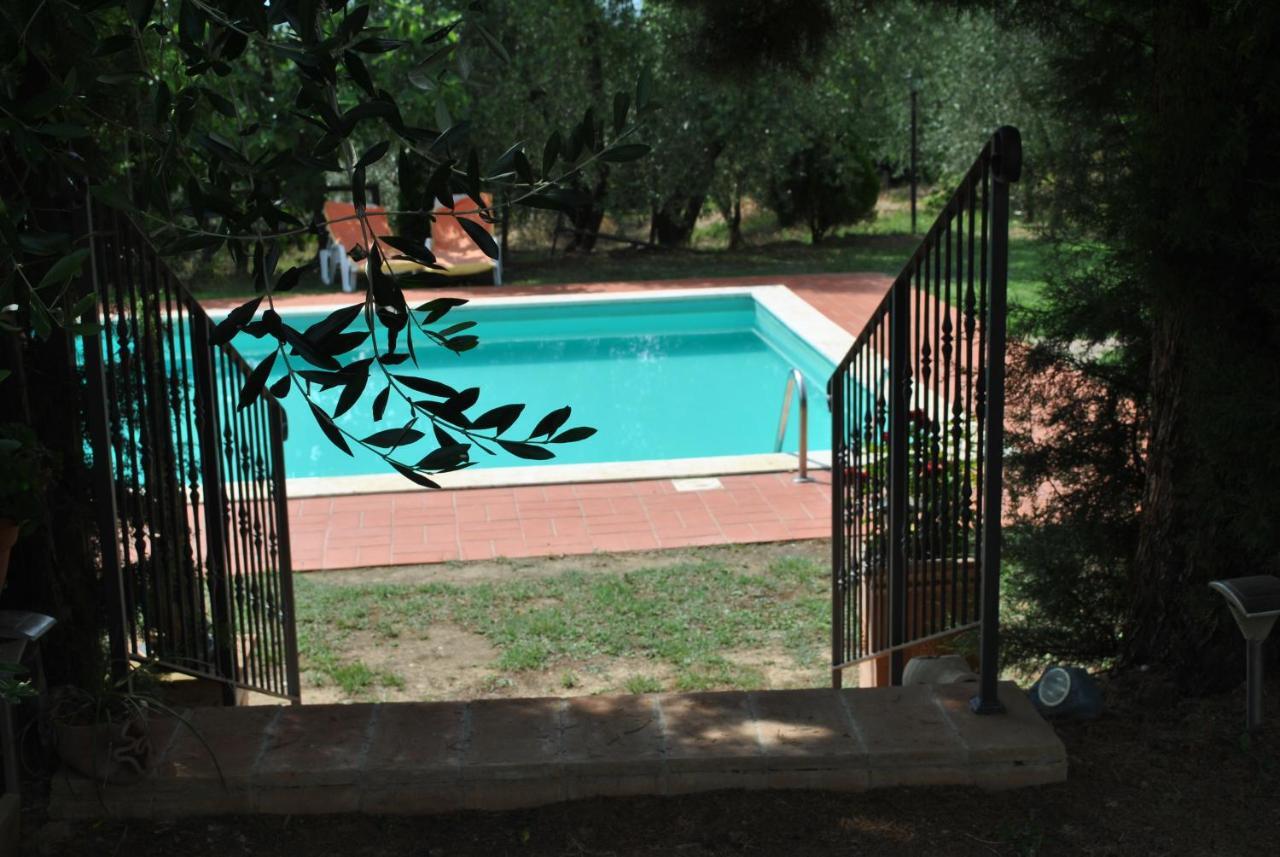 Agriturismo La Nicchia Кастелнуово Берарденга Екстериор снимка